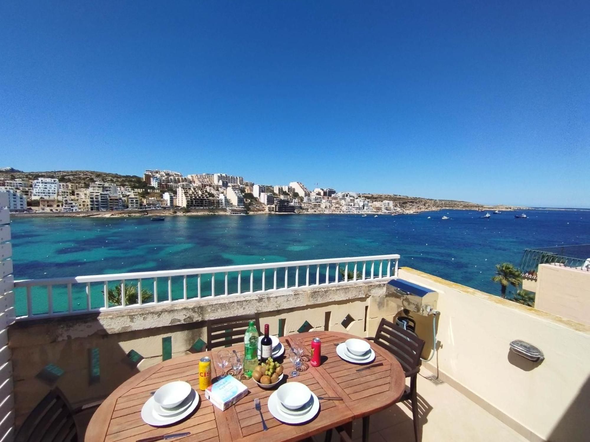 Blue Harbour Seafront Penthouse With Large Terrace With Panoramic Sea Views - By Getawaysmalta Apartment St. Paul's Bay Exterior photo